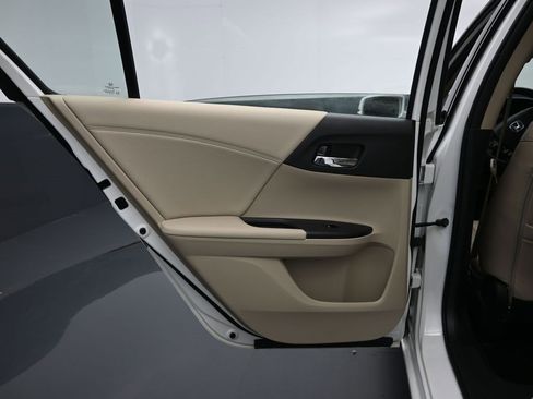 Used 2017 Honda Accord EX-L image 27