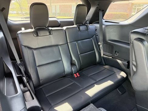 Used 2022 Ford Explorer ST AWD/4WD image 34