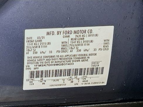 Used 2021 Ford Explorer XLT RWD image 30