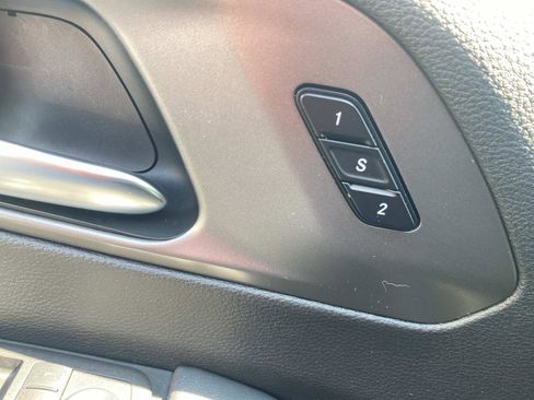 Certified 2025 Chrysler Pacifica Select image 20