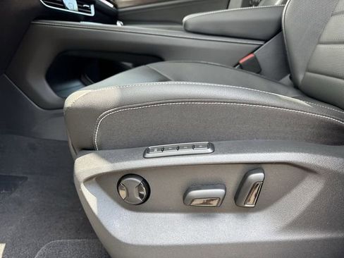 New 2026 Volkswagen Atlas SEL image 13