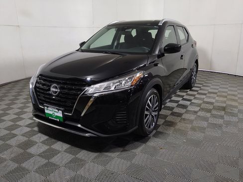 Used 2024 Nissan Kicks SV FWD image 15