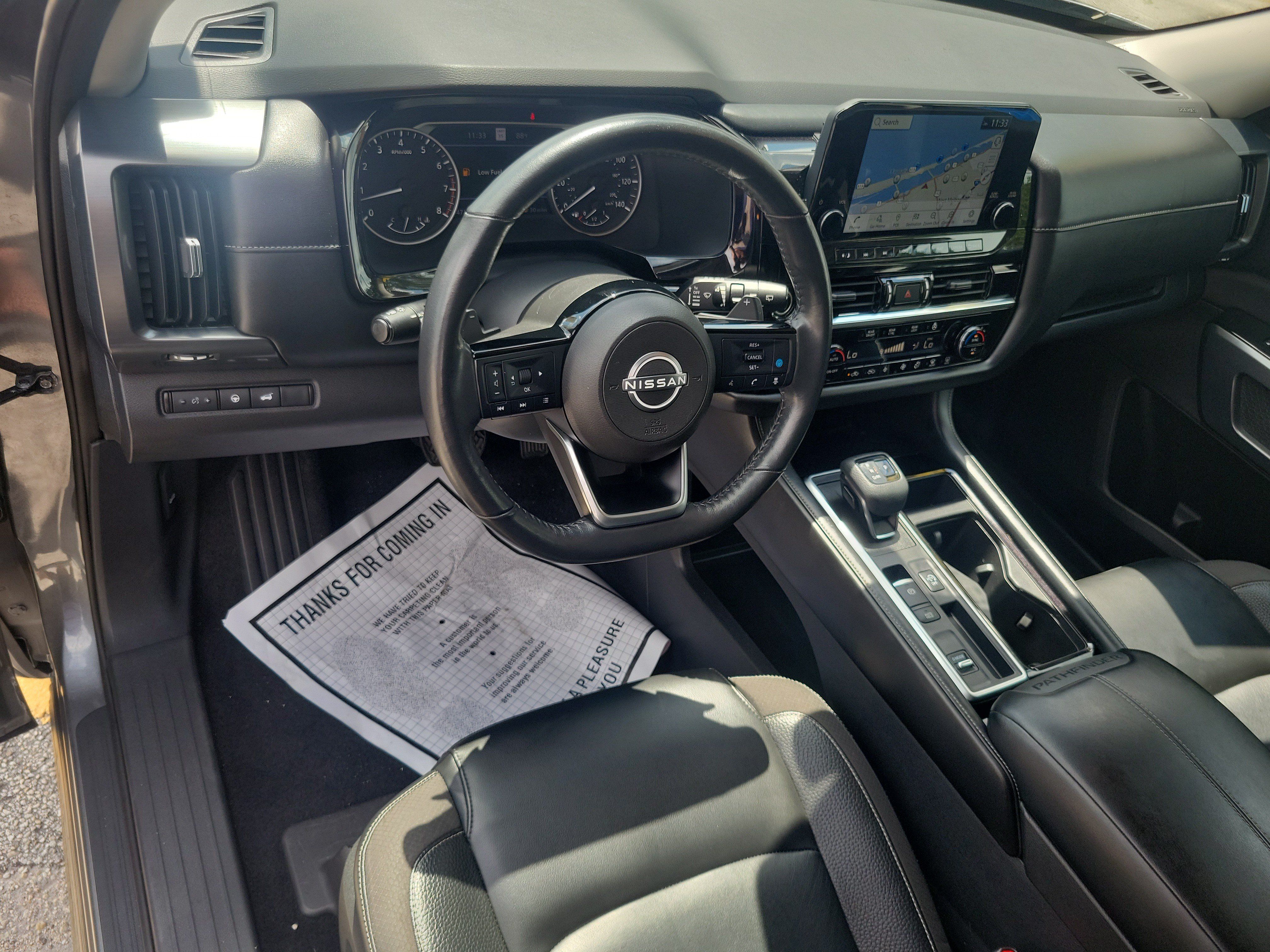 Used 2022 Nissan Pathfinder SL FWD image 13