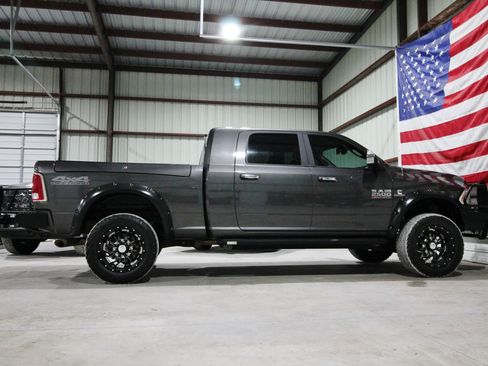 Used 2018 RAM 2500 Laramie w/ Off Road Package AWD/4WD image 14