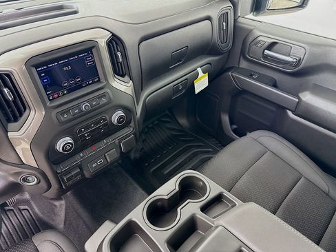 New 2026 GMC Sierra 2500 Pro w/ Convenience Package image 25