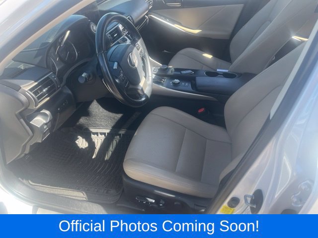 Used 2017 Lexus IS 200t RWD image 3