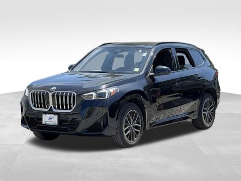 Used 2026 BMW X1 xDrive28i AWD/4WD image 3