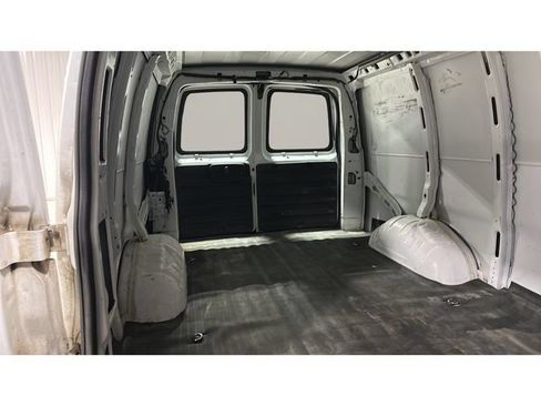 Used 2021 Chevrolet Express 2500 Extended RWD image 25