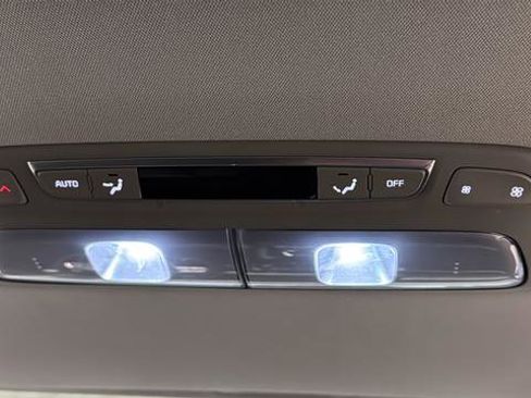 Used 2024 Kia Telluride EX w/ EX Captain's Chair Package AWD/4WD image 37