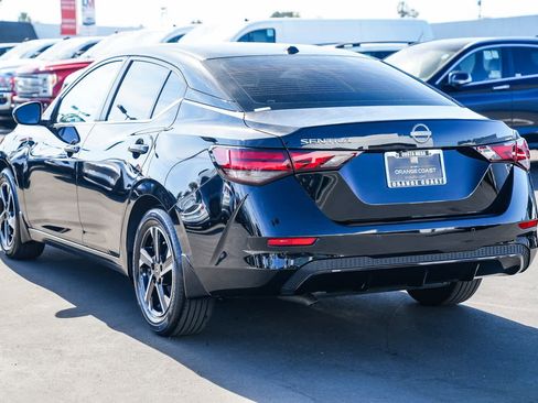 Used 2025 Nissan Sentra SV image 4