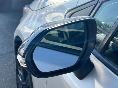 Used 2021 Toyota Corolla SE FWD image 8