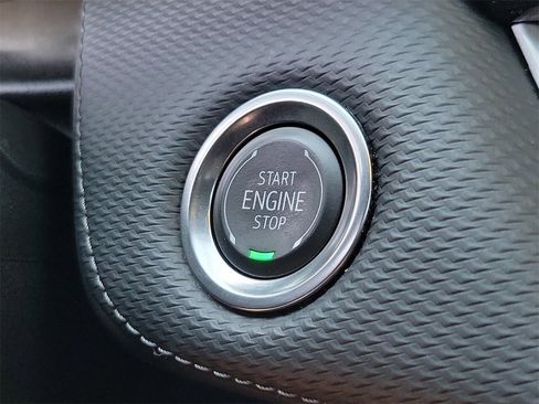 Used 2025 Chevrolet Equinox LT image 27