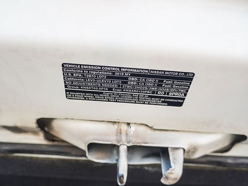 Used 2019 INFINITI QX60 Luxe w/ Essential Package FWD image 32
