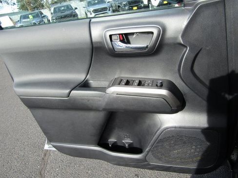 Certified 2021 Toyota Tacoma TRD Sport image 26