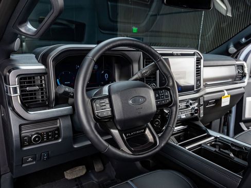 Used 2026 Ford F250 Platinum image 17