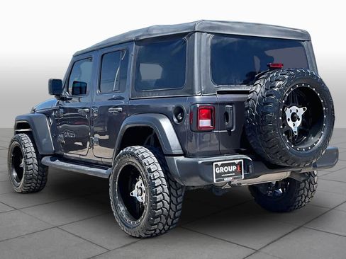 Used 2022 Jeep Wrangler Unlimited Sport AWD/4WD image 11