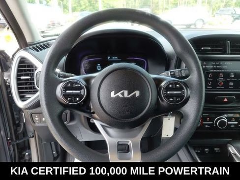 Certified 2025 Kia Soul LX w/ LX Technology Package FWD image 11