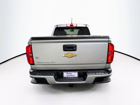 Used 2017 Chevrolet Colorado LT AWD/4WD image 6