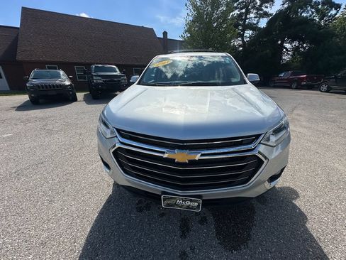 Used 2021 Chevrolet Traverse LT w/ LPO, Floor Liner Package AWD/4WD image 8