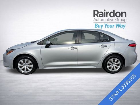 Used 2020 Toyota Corolla LE image 4