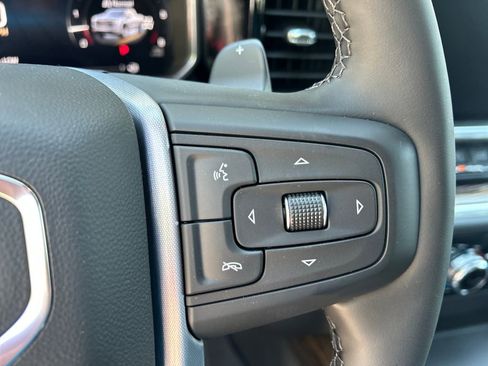 New 2026 GMC Sierra 1500 Elevation w/ LPO, Elevation Black Package AWD/4WD image 18
