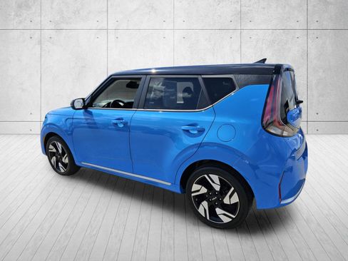 Used 2024 Kia Soul GT-Line FWD image 5