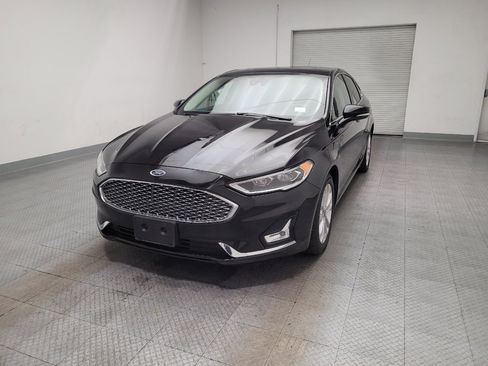 Used 2020 Ford Fusion Energi Titanium FWD image 15