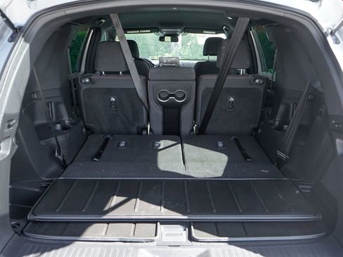 Used 2023 Honda Pilot Sport image 8