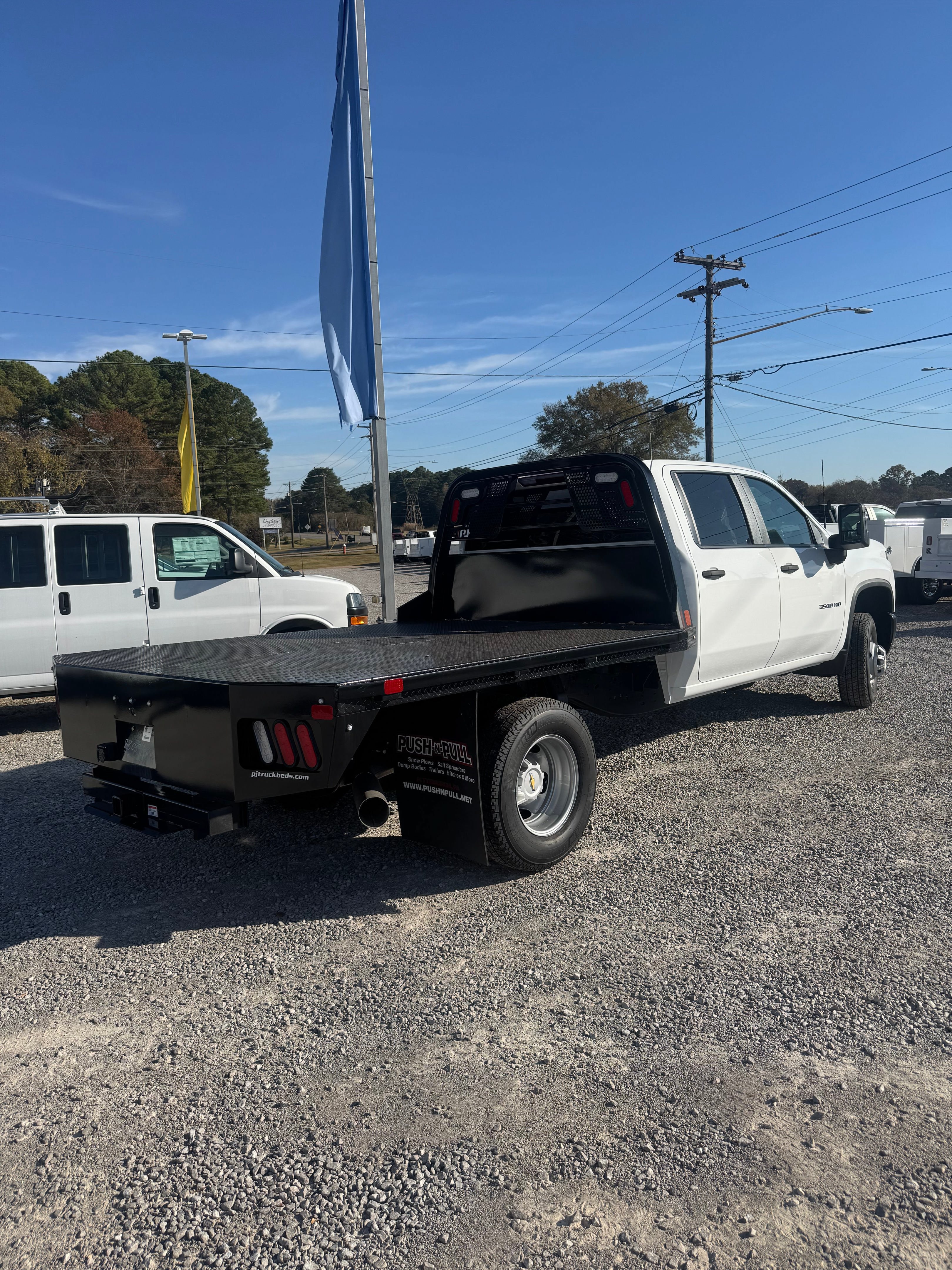 Used 2025 Chevrolet Silverado 3500 W/T w/ WT Convenience Package AWD/4WD image 4
