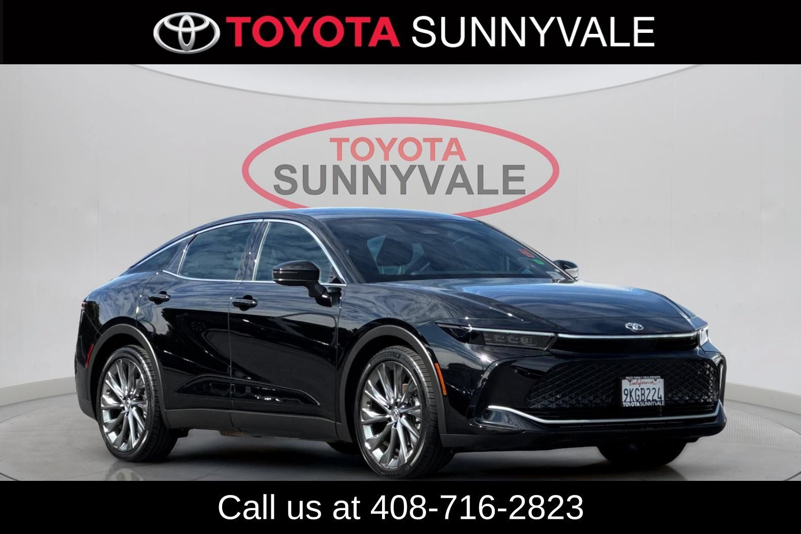 Used 2023 Toyota Crown w/ Advanced Technology Package AWD/4WD image 10