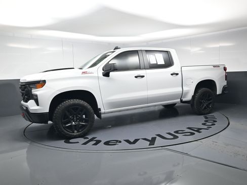 Used 2024 Chevrolet Silverado 1500 Custom Trail Boss w/ LPO, Dark Essentials Package image 6