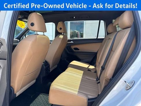Certified 2023 Volkswagen Tiguan SE w/ Panoramic Sunroof Package AWD/4WD image 20