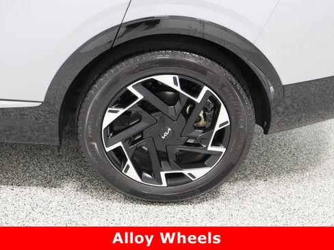 Used 2023 Kia Sportage SX image 10