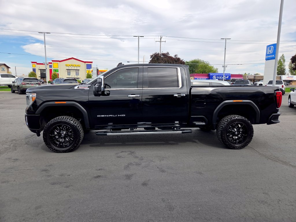 Used 2020 GMC Sierra 2500 Denali w/ Denali Ultimate Package AWD/4WD image 6