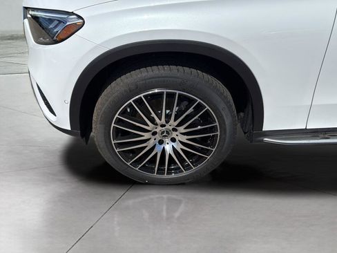 New 2026 Mercedes-Benz GLC 300 4MATIC image 9