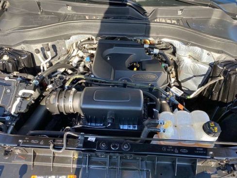 Used 2020 Ford Explorer XLT w/ Equipment Group 202A image 30