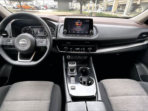 Used 2023 Nissan Rogue SV image 13
