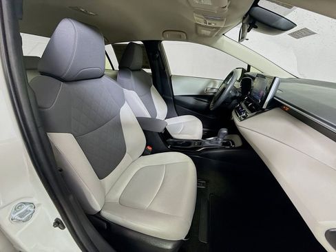 Certified 2021 Toyota Corolla LE image 25