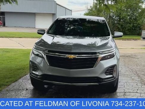 Used 2023 Chevrolet Equinox LT FWD image 3