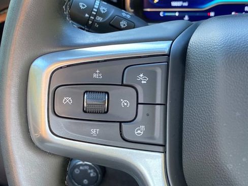 Used 2024 Chevrolet Silverado 1500 LT AWD/4WD image 19
