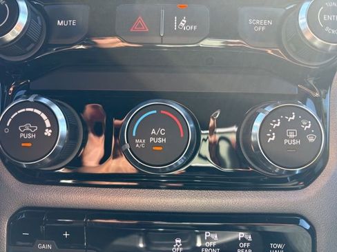 New 2026 RAM 1500 Big Horn w/ Night Edition image 28