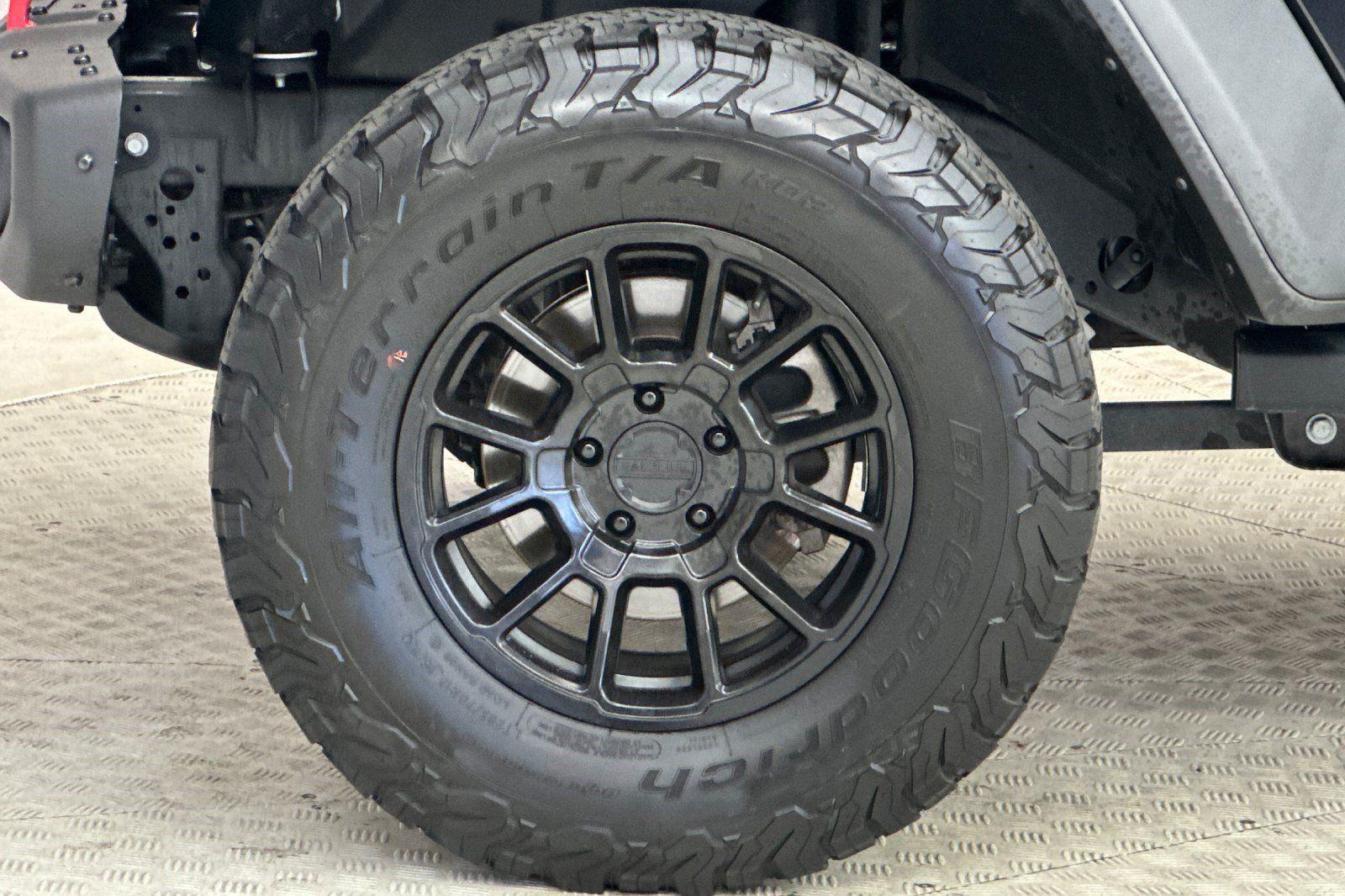 Used 2023 Jeep Wrangler Rubicon w/ Cold Weather Group AWD/4WD image 13