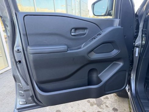 New 2026 Nissan Frontier S image 11