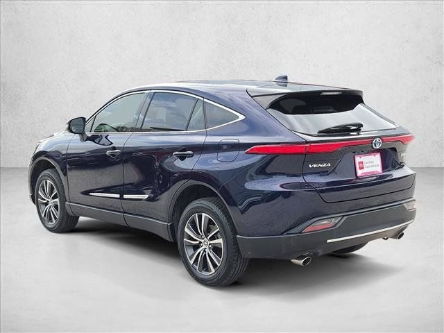 Used 2021 Toyota Venza LE AWD/4WD image 8