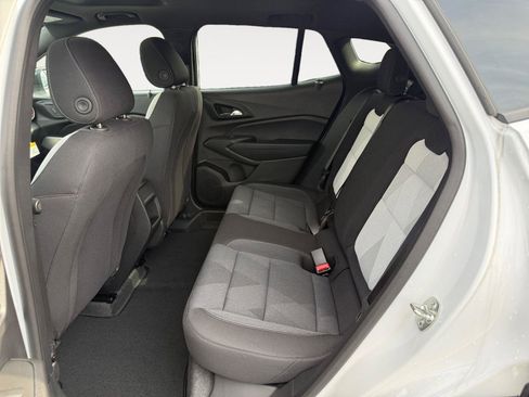 New 2026 Chevrolet Trax RS image 18