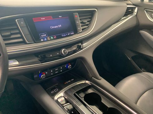 Used 2023 Buick Enclave Essence w/ Experience Buick Package image 30