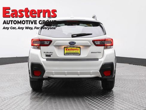 Used 2022 Subaru Crosstrek 2.0i Premium image 6