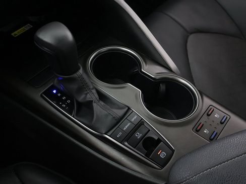 Used 2024 Toyota Camry XSE w/ Navigation Package image 54