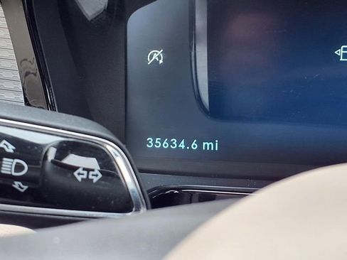 Used 2023 Lincoln Corsair AWD image 18