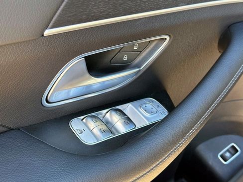 Certified 2025 Mercedes-Benz GLE 350 4MATIC image 19